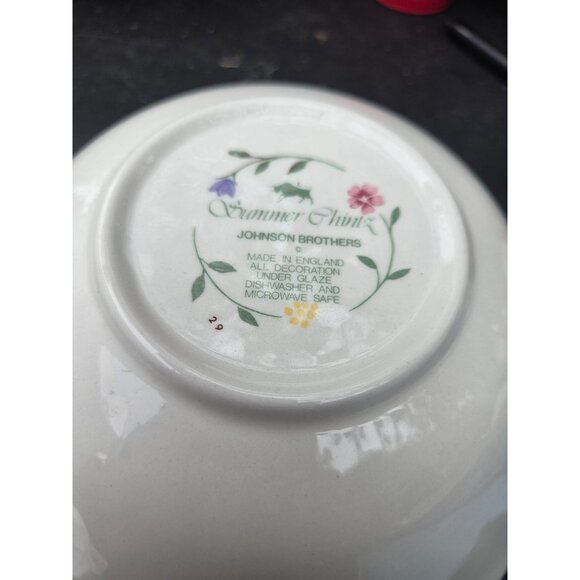 Johnson Brothers Summer Chintz 8 1/4" Open Vegetable Bowl - Picture 3 of 3